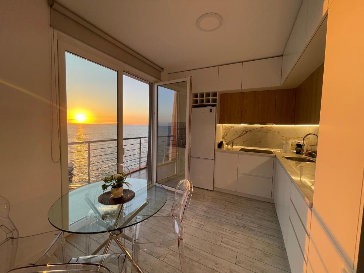 Durres Currila Modern Luxury Stunning Beach Views Buitenkant foto